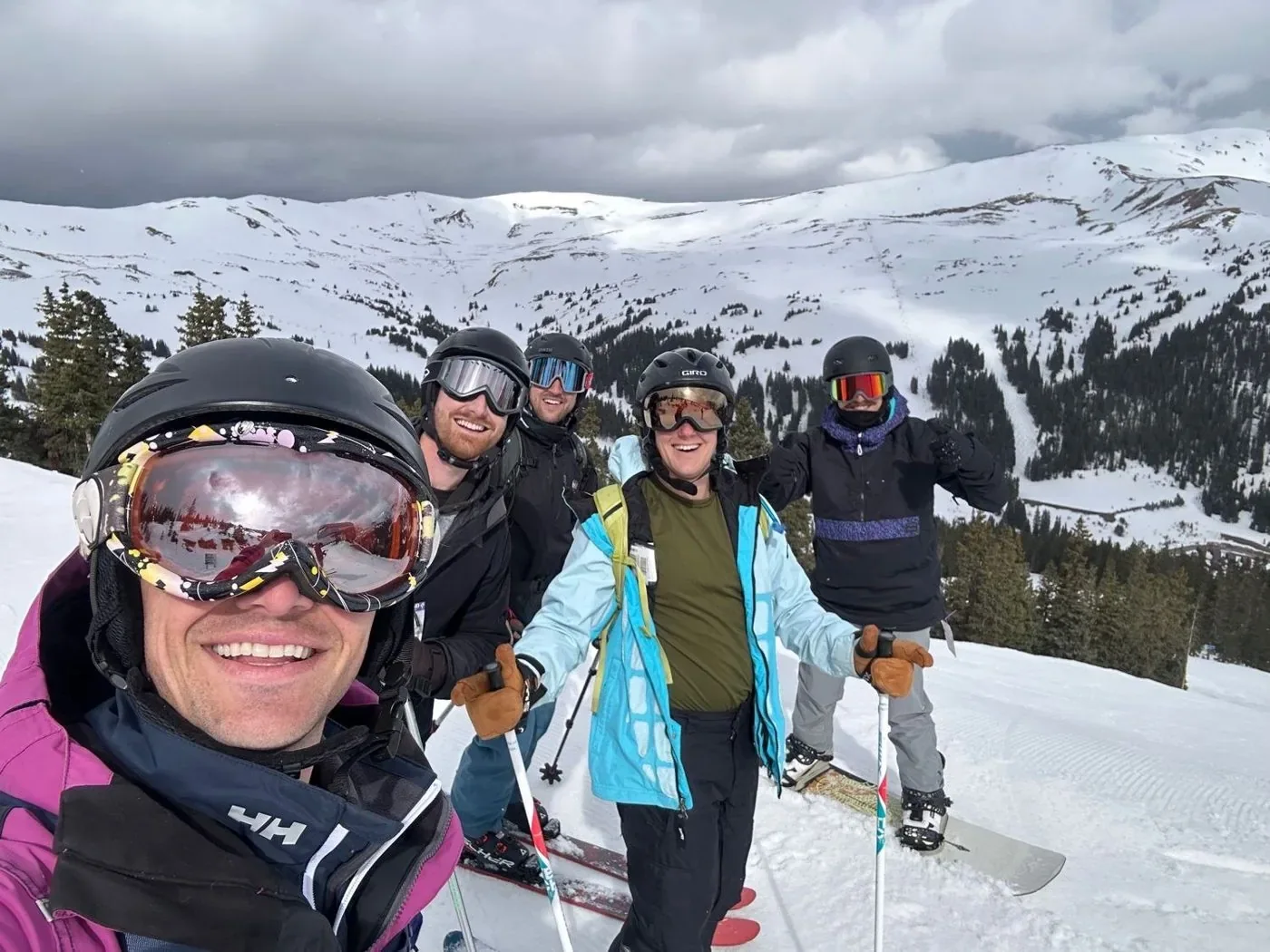 Skiing with friends